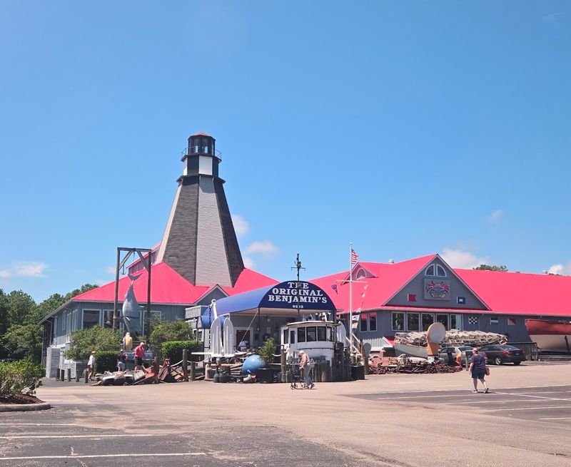 The Kind Of Myrtle Beach Dinner That Rewards A Big Appetite