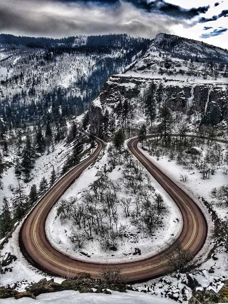 Rowena Crest Viewpoint