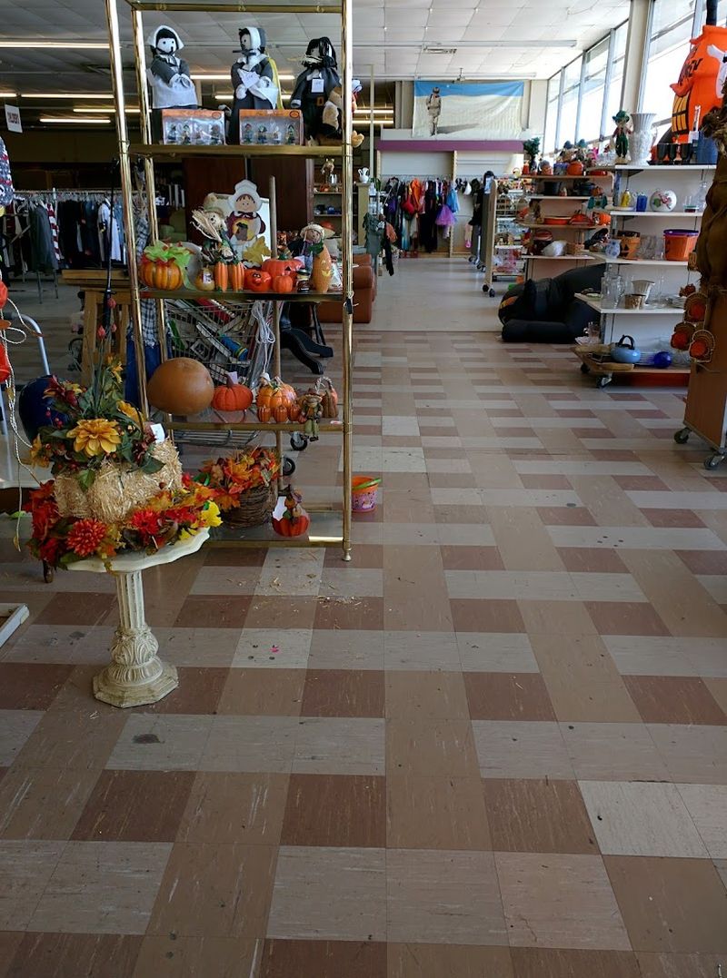 Why Bargain Hunters Keep Coming Back to This Corner of OKC