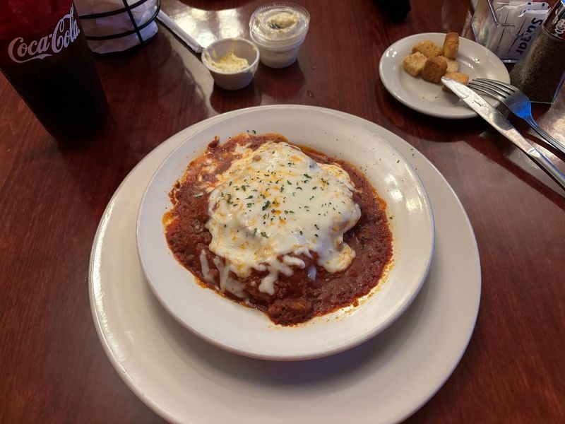 Mama T's Italian Steakhouse: Huntingburg's Neighborhood Favorite