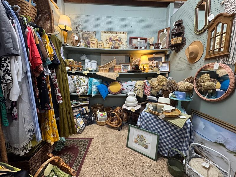 The Kind Of Day Trip That Rewards Slow Wandering