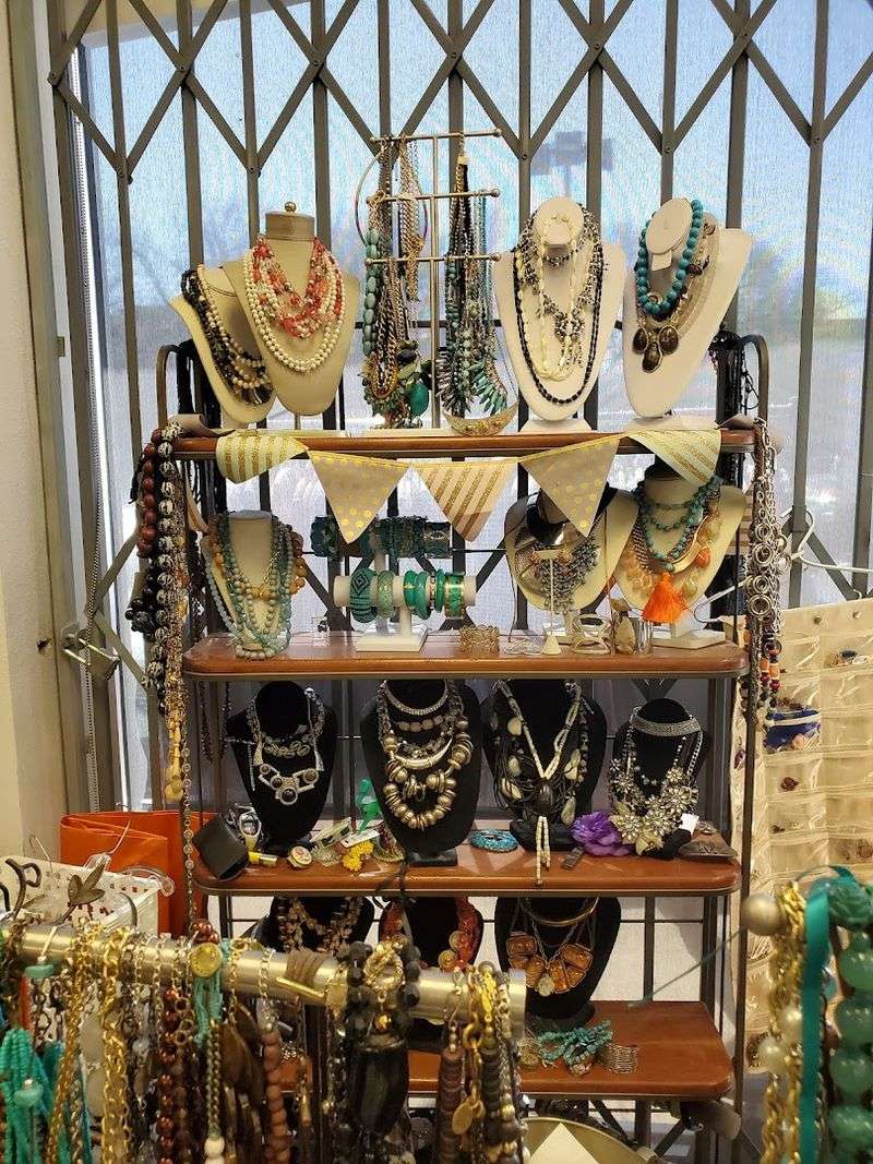 Store Hours and Practical Tips for First-Time Visitors