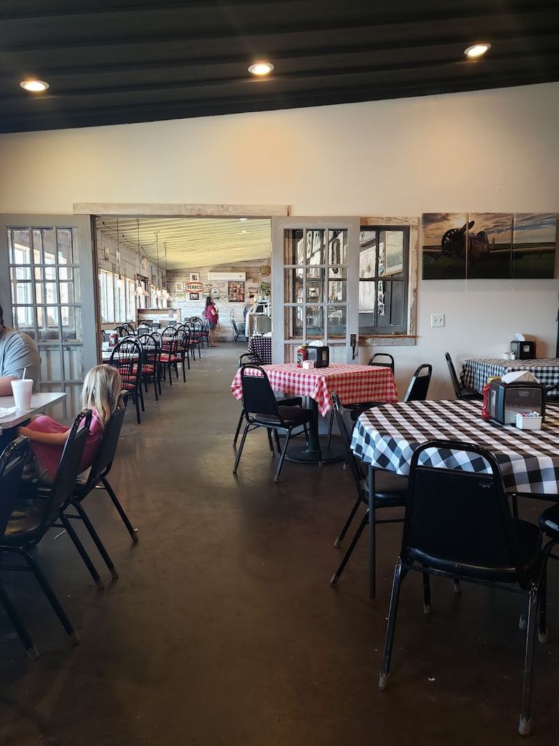 A Stop That Fits Every Kind of Traveler