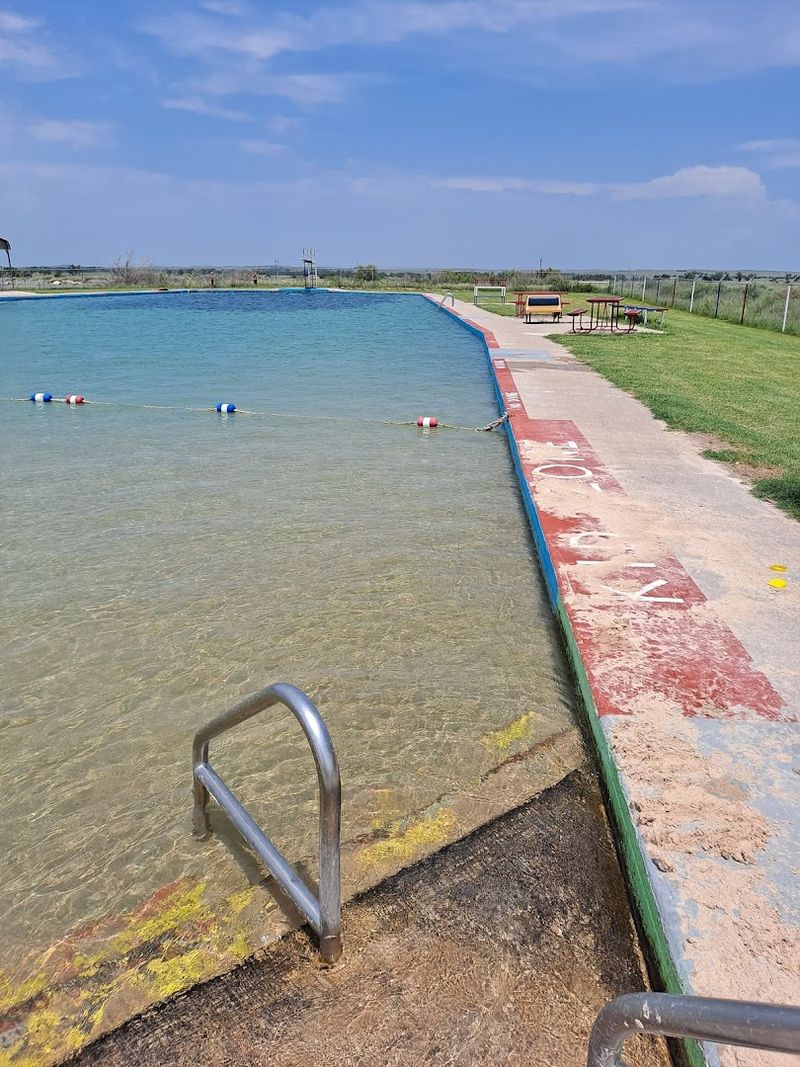 Cold Water So Refreshing It Stops You Mid-Sentence