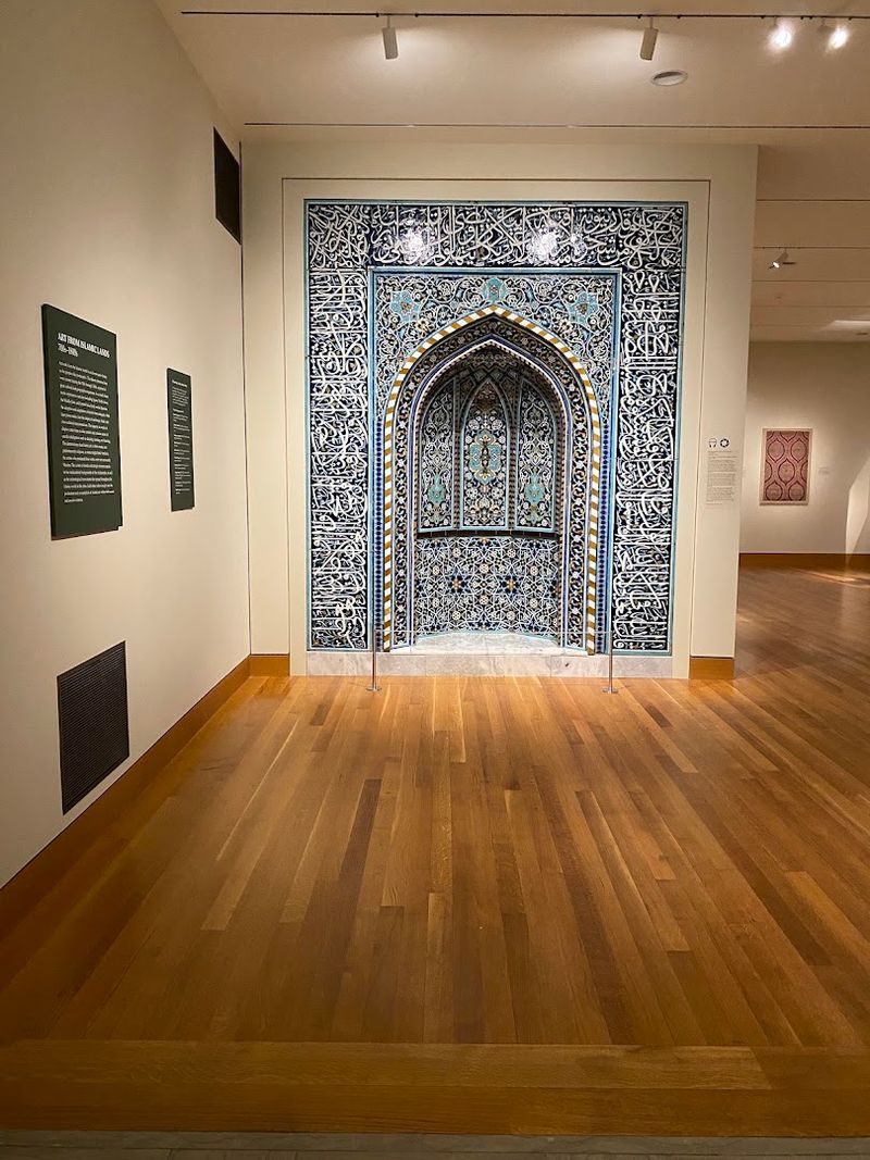 Galleries That Reward Slow Wandering