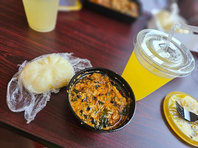 Drinks, Desserts, and the Little Extras That Seal the Deal