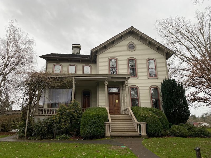 Planning Your Visit: Hours, Tips, and Getting the Most Out of It