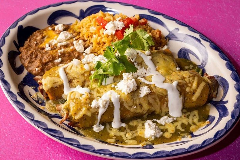 Chips, Salsa, and the Art of Starting a Meal Right