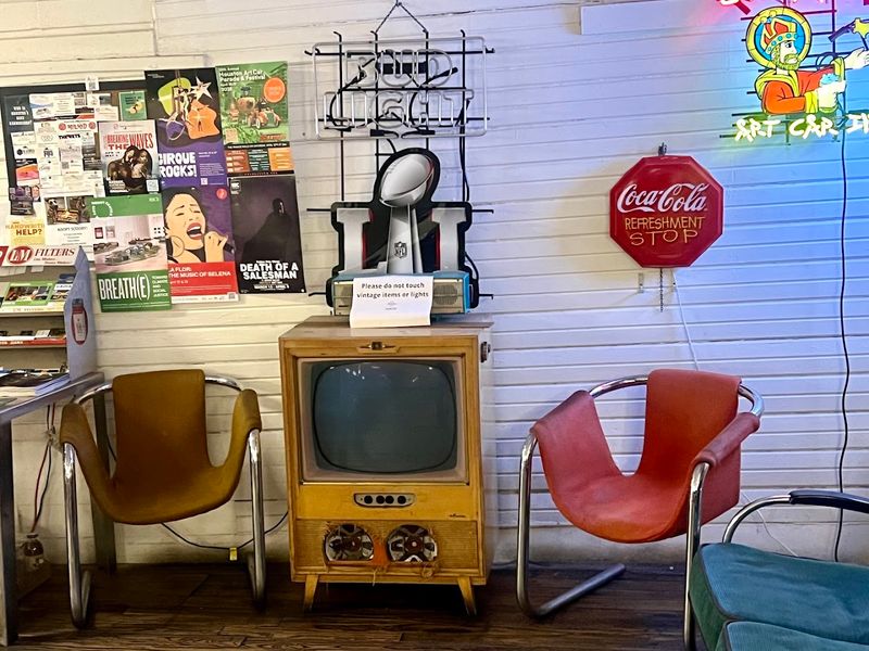 What Makes a Burger Joint a Houston Institution