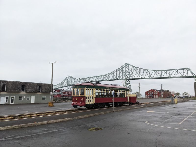 Planning Your Visit to the Astoria Riverfront Trolley