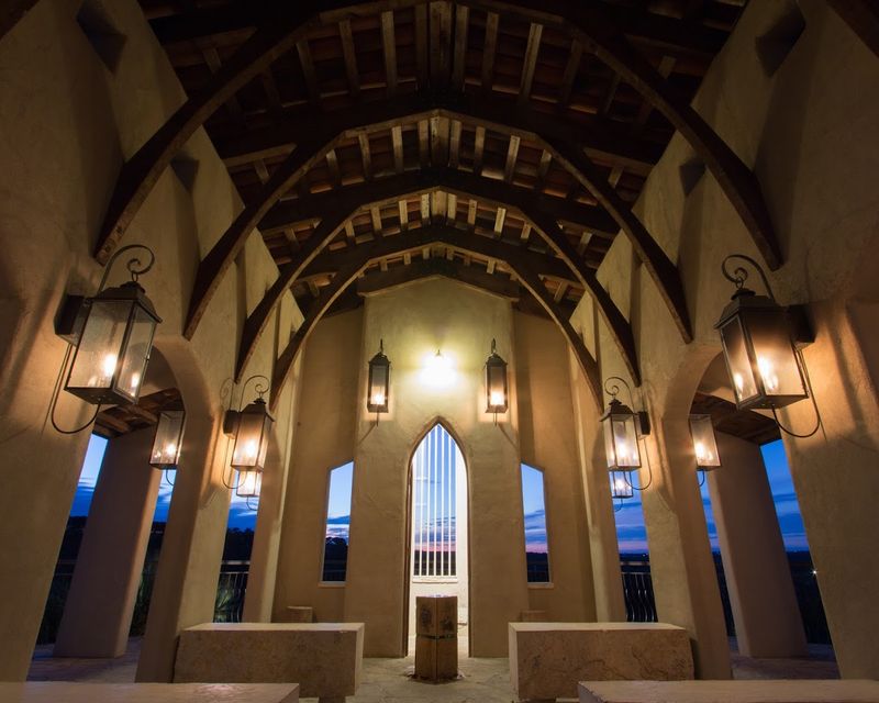 Night Weddings Under the Stars and Gas Lamp Glow