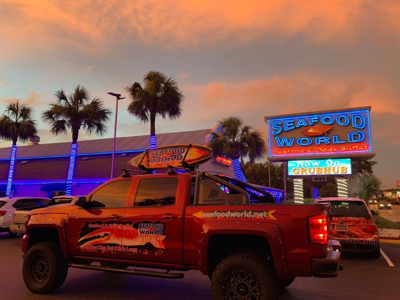 Dessert Choices That Make Saving Room A Real Challenge