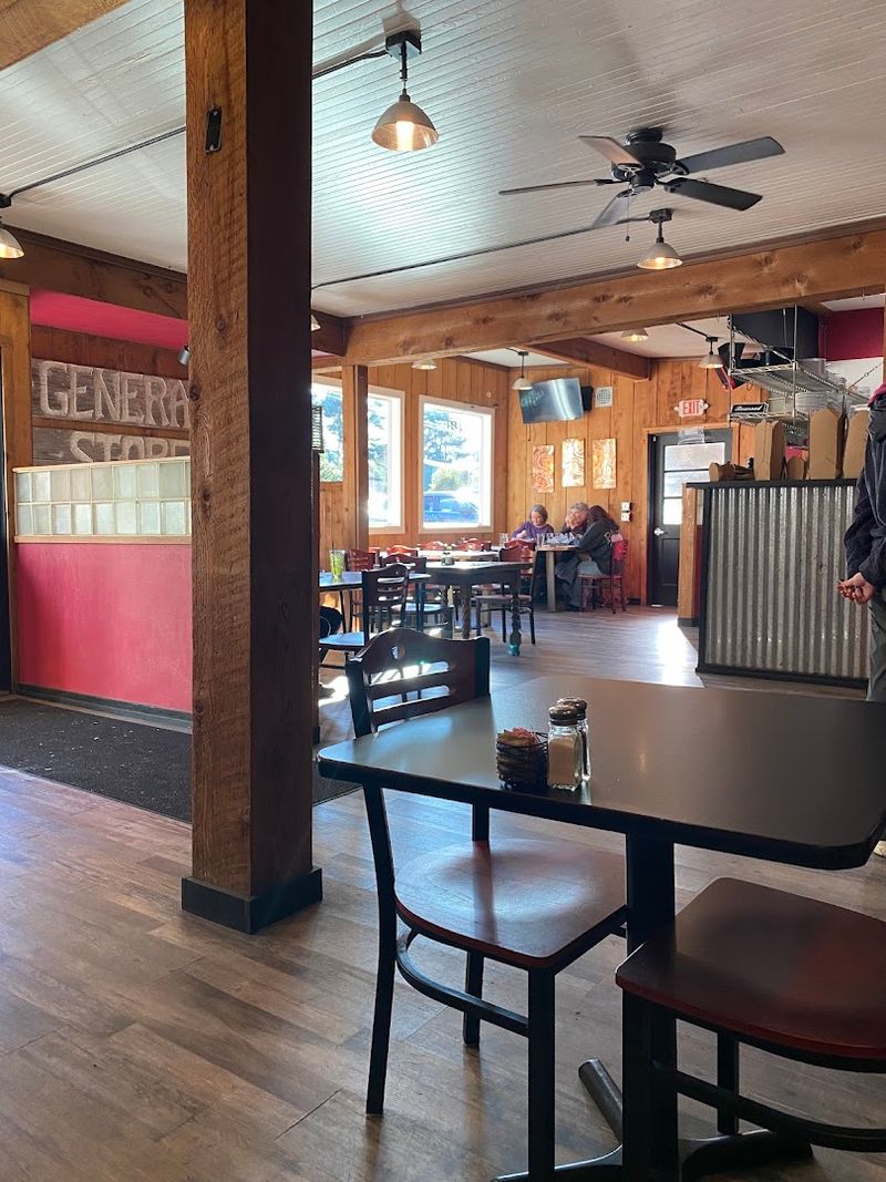 A Neighborhood Vibe That Instantly Relaxes You