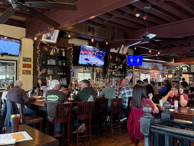 A Vibe That Hits Before You Even Sit Down