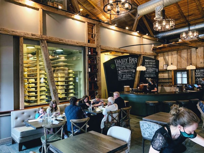 Seasonal Events and the Dinner on the Deck Experience