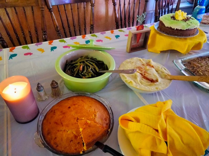 Breakfast and the Communal Dining Experience