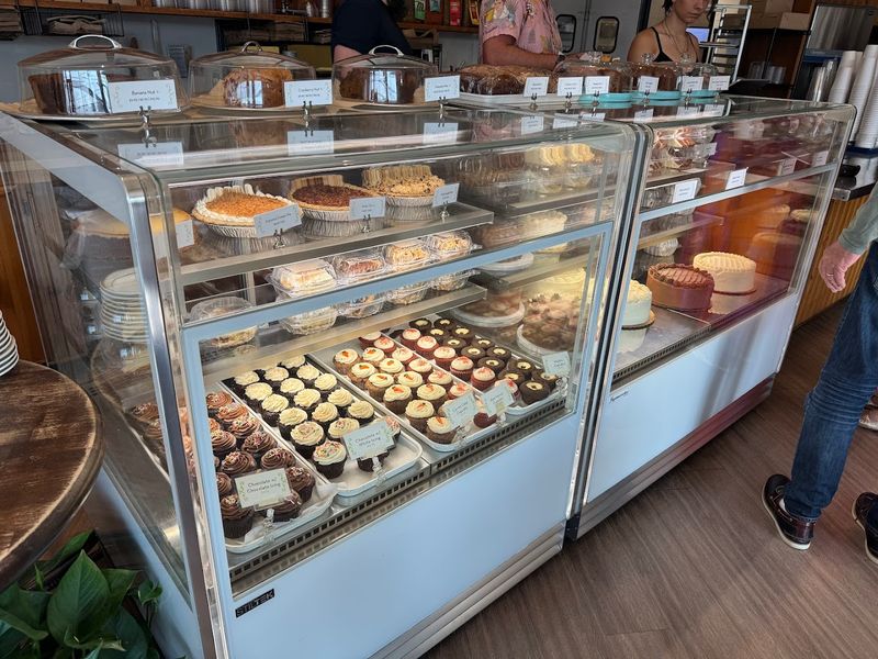 Italian Cream Cake That People Actually Remember