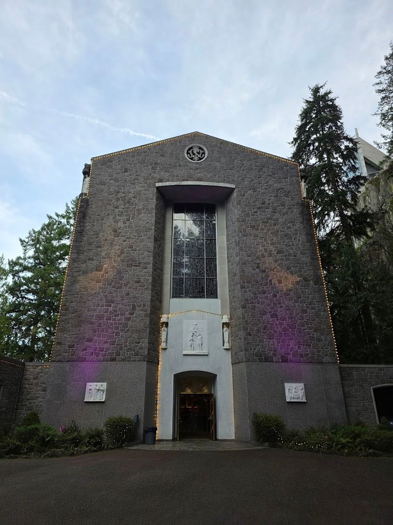 The Marilyn Moyer Meditation Chapel
