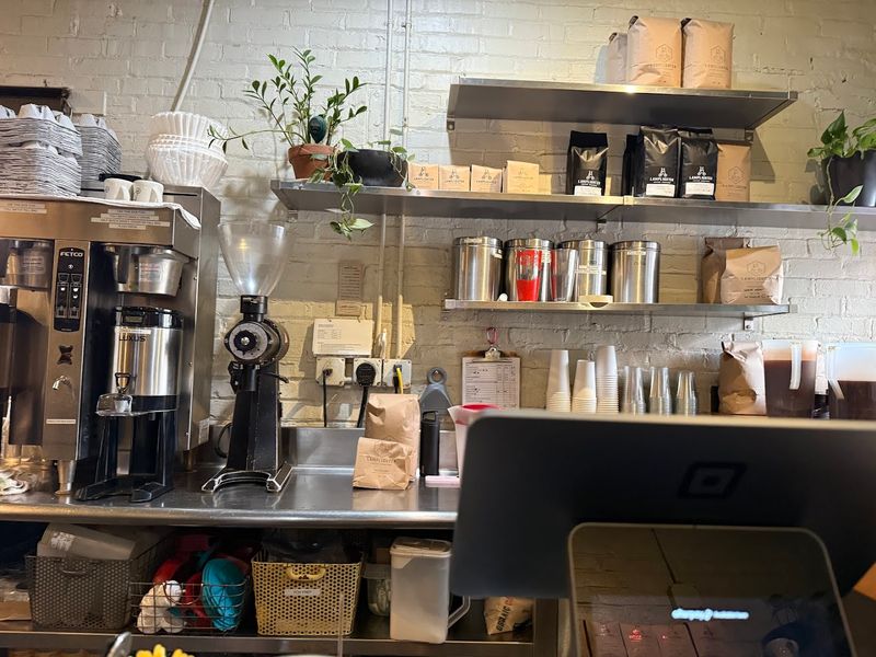 What the Regulars Know That First-Timers Have to Discover