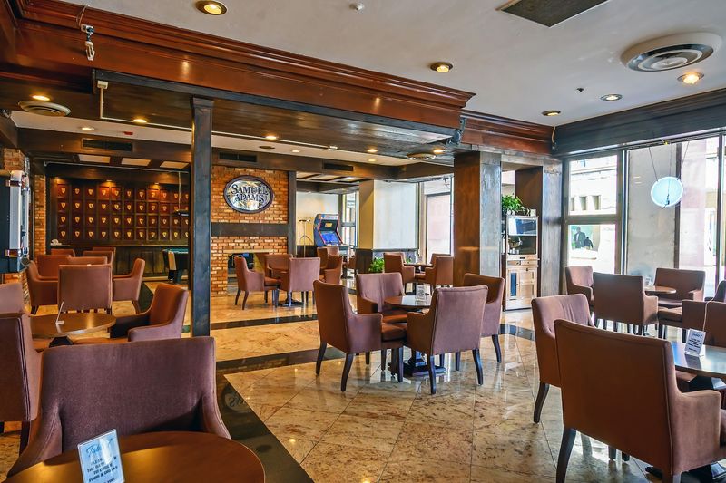 Why Guests And Ghost-Story Fans Keep Coming Back