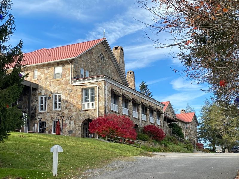 The Iconic Main Stone Lodge and Its Timeless Architecture