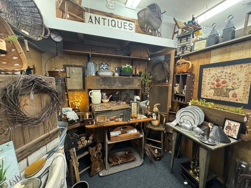 Harrisonburg: College Town Charm Meets Vintage Cool