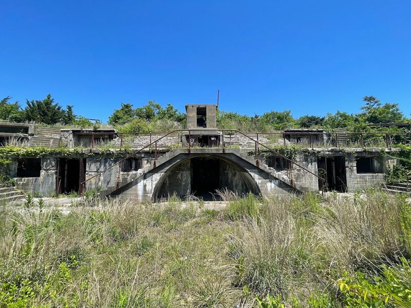 Battery Gunnison and the Gun Emplacements