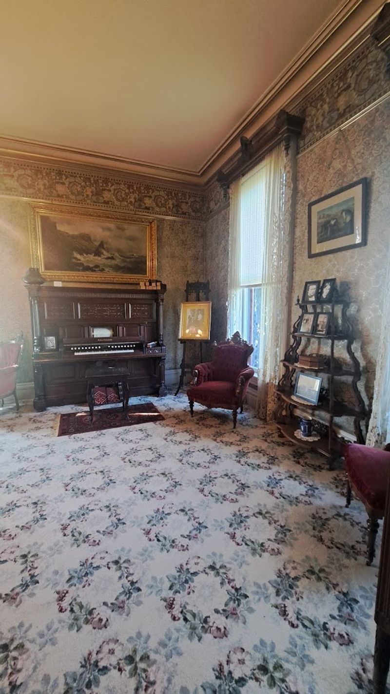 Oregon History Woven Into Every Room