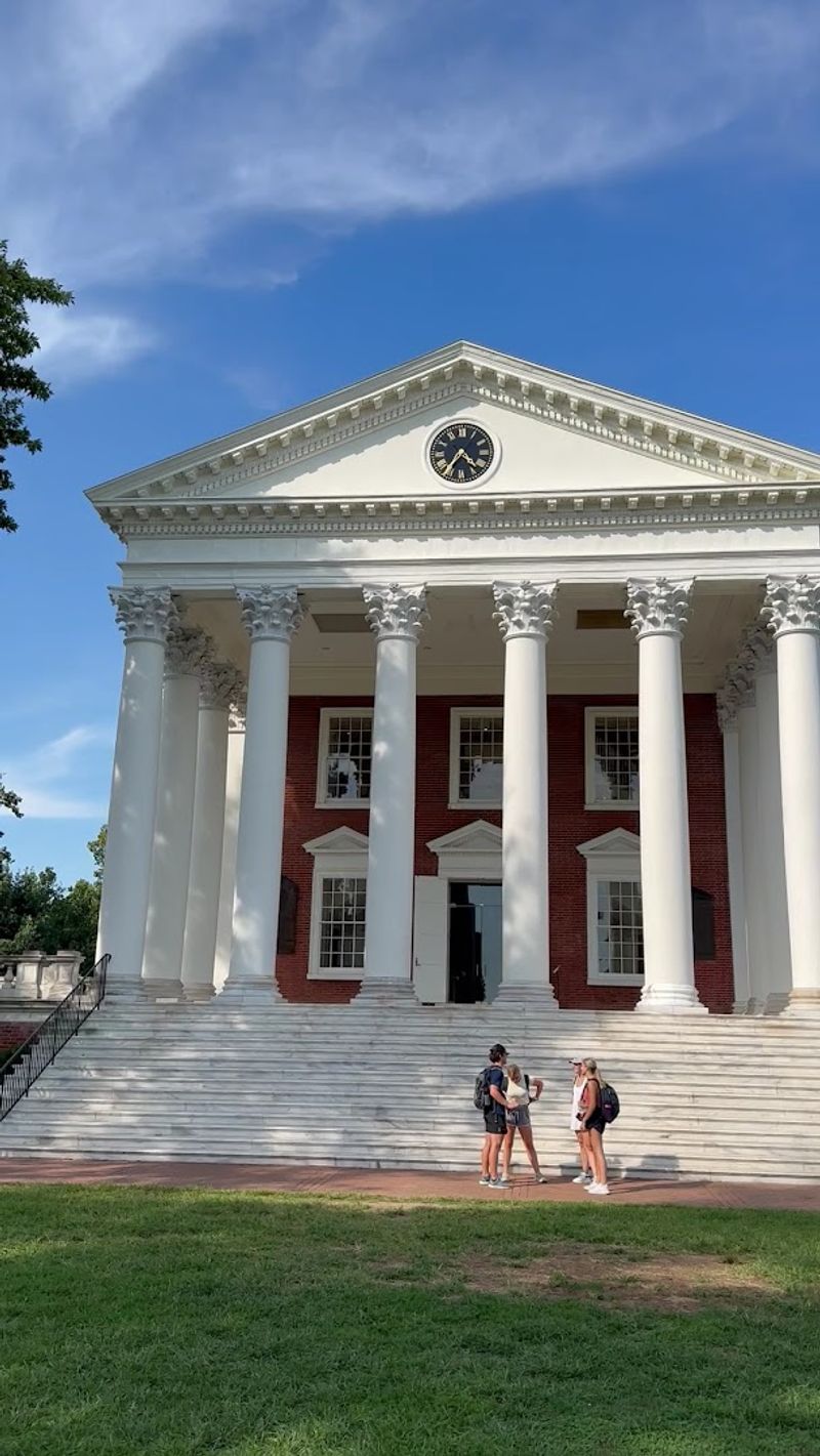 Guided Tours and How to Make the Most of Your Visit