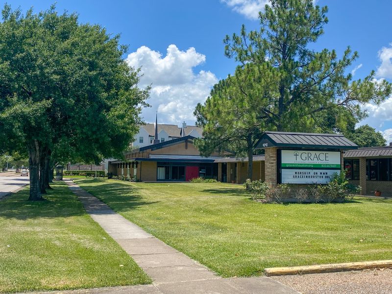 Worship Life and Weekly Services at Grace