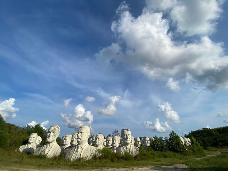 Combining the Visit With Colonial Williamsburg Nearby