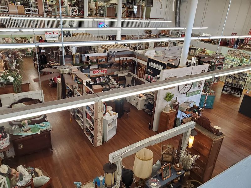 With Willing Hands Antiques: Three Floors of Pure Discovery