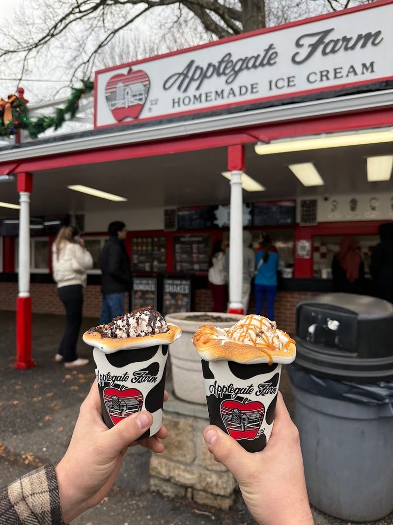 Sundaes and Shakes That Turn Into an Event