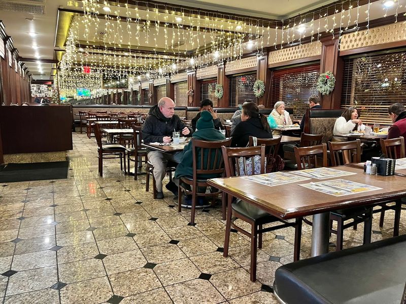 An Atmosphere That Feels Like Home From the First Step Inside