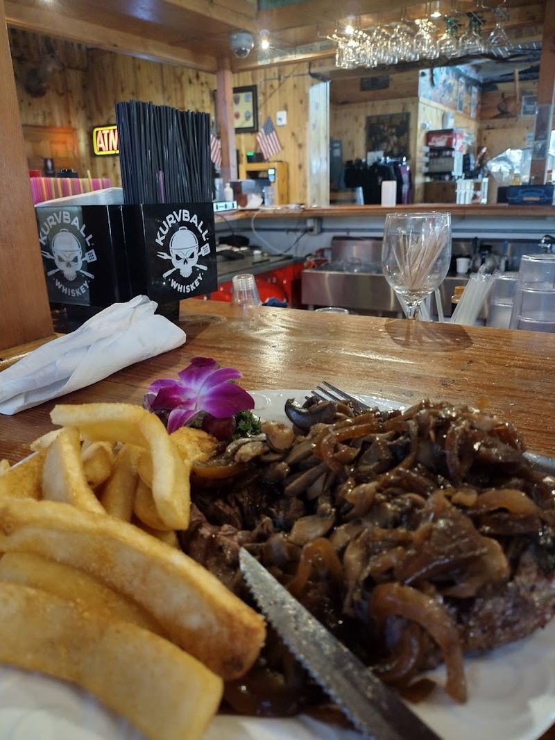 Rustic Details That Make The Place Feel Lived In