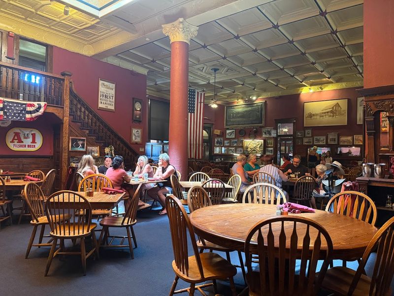 Why The Palace Still Feels Iconic