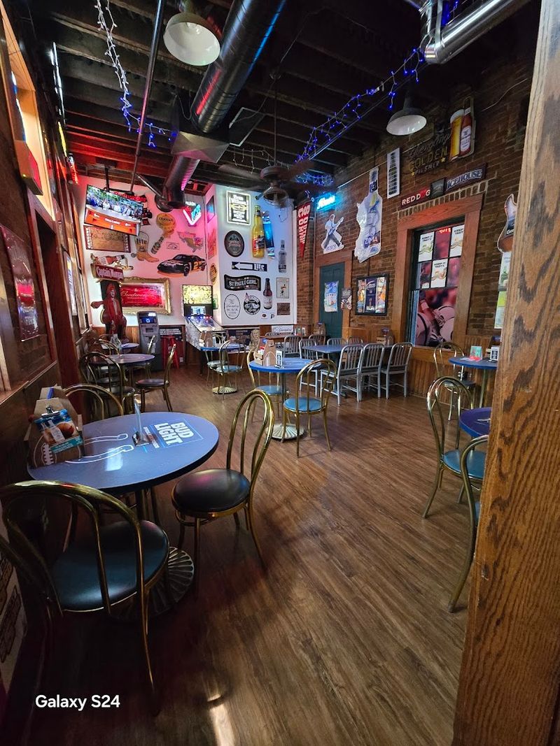 Indiana's Oldest Bar and Its 175 Years of History