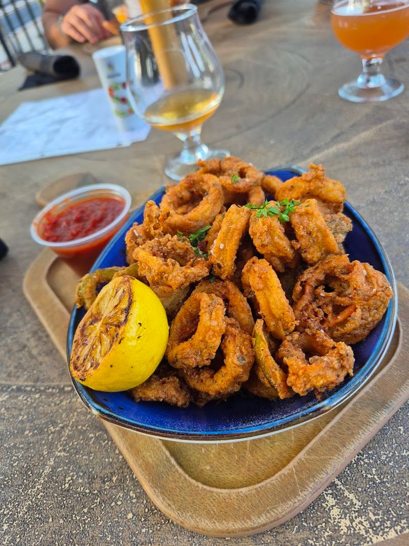 Fried Calamari That Starts the Meal Right