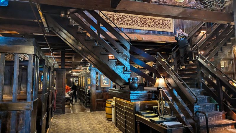 A Romantic Atmosphere That Feels Effortlessly Special