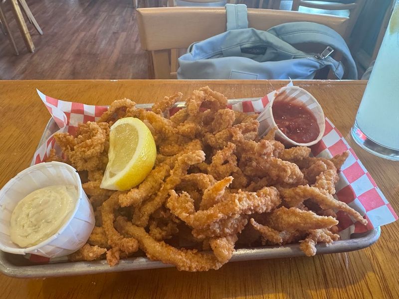 Fried Calamari That Sets the Tone for the Whole Meal