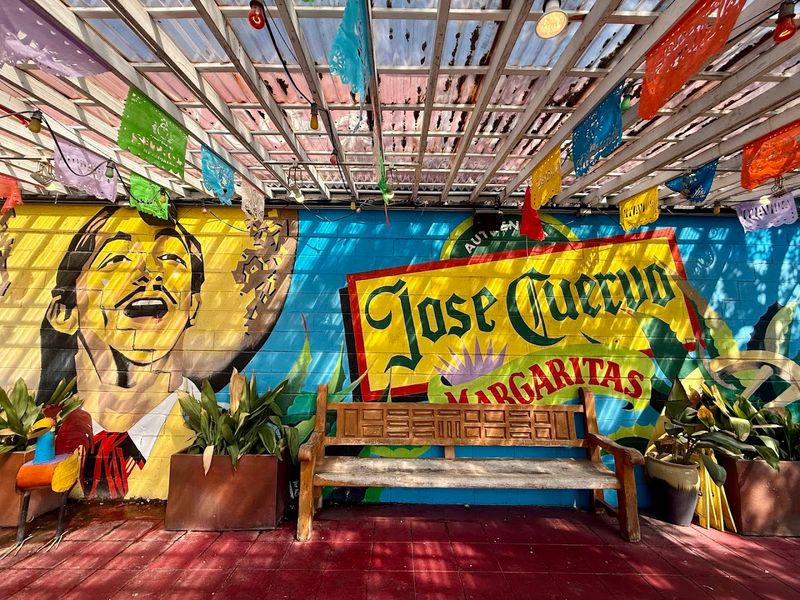 Weekend Hours That Make Late-Night Cravings Worth It