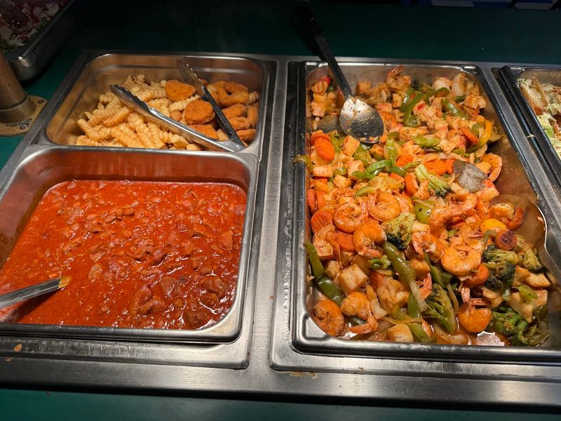 The Buffet Spread Is a Full-On Commitment to Flavor