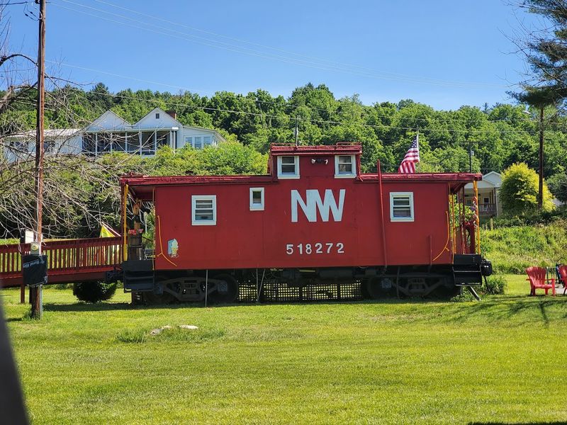 Bluegrass Saturdays at the Old Mill Building