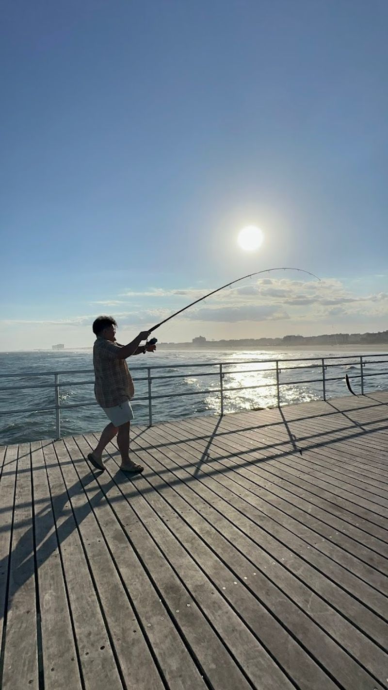 Pier Etiquette and Practical Tips for First-Time Visitors