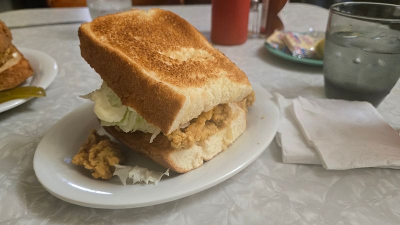 A New Orleans Classic That Knows Not To Overdo It