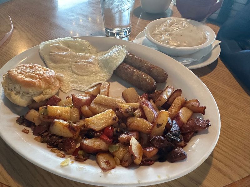 Breakfast Starts Strong and Early