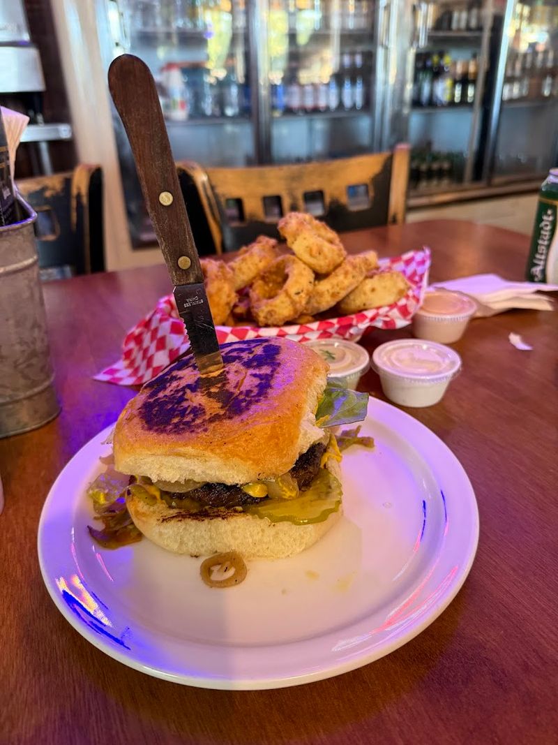 The Cover Burger That Put This Place on the Map