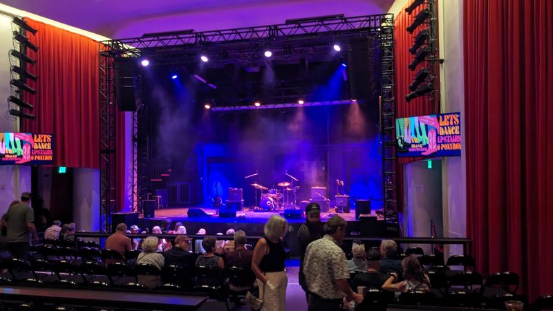 Two Floors, Two Completely Different Moods