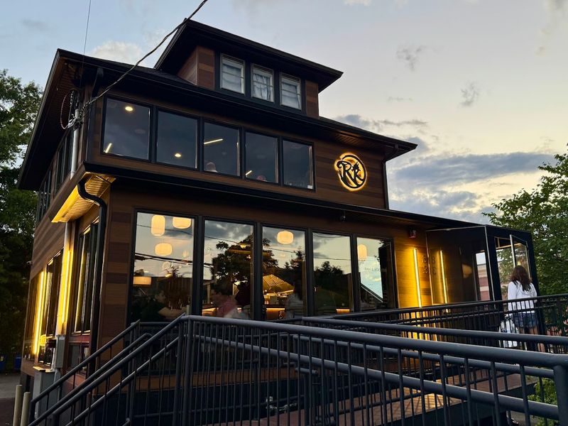 Ram & Rooster, Metuchen, NJ