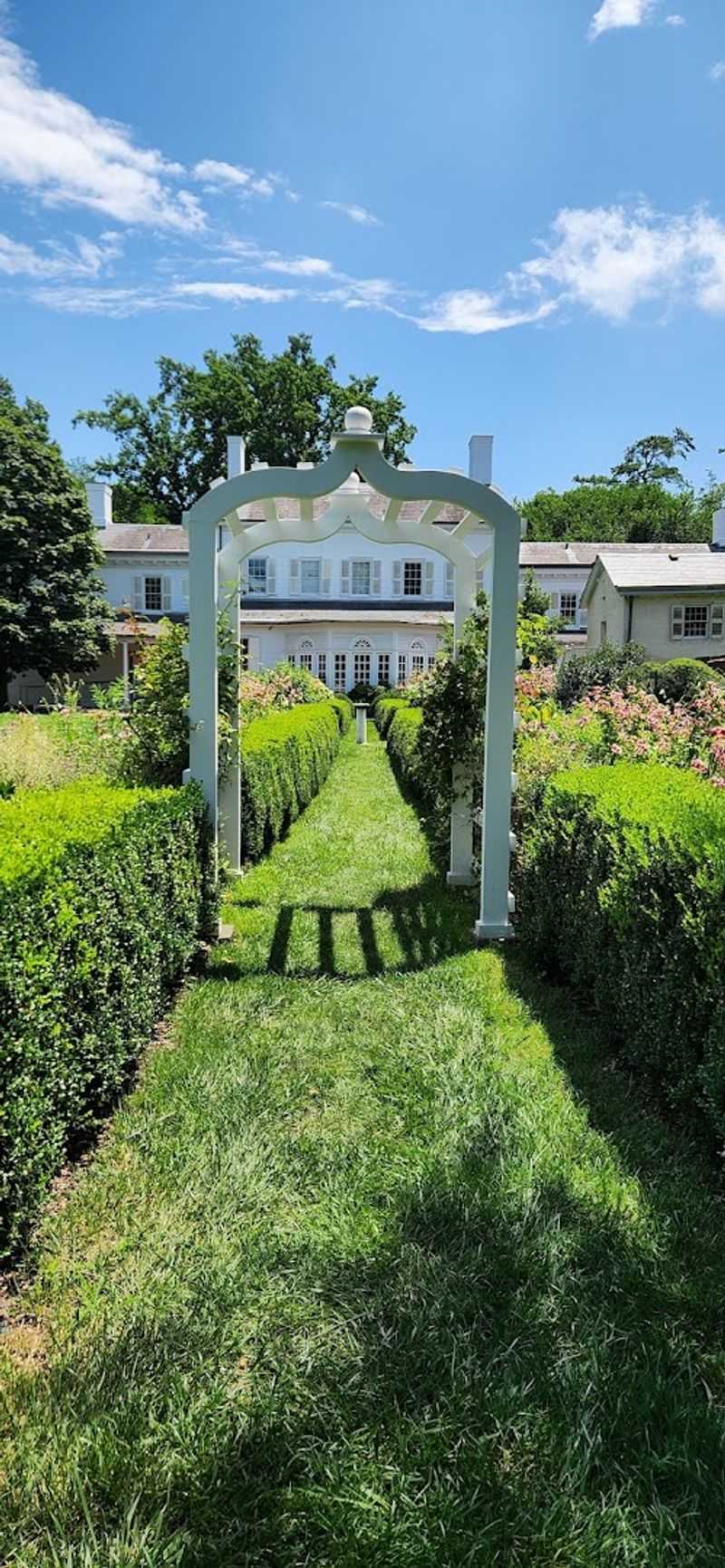 The Colonial Revival Garden That Stops You in Your Tracks